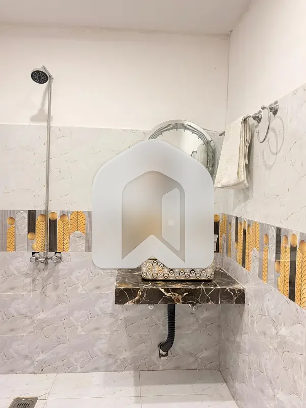 F-10 Triple-Storey House For Rent, photo 6