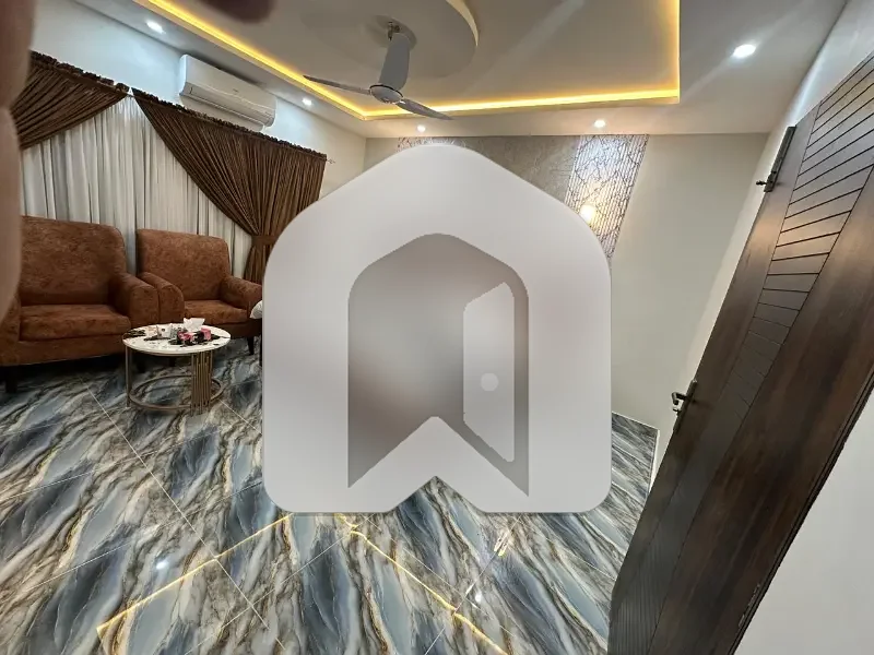 F-10 Triple-Storey House For Rent, photo 19