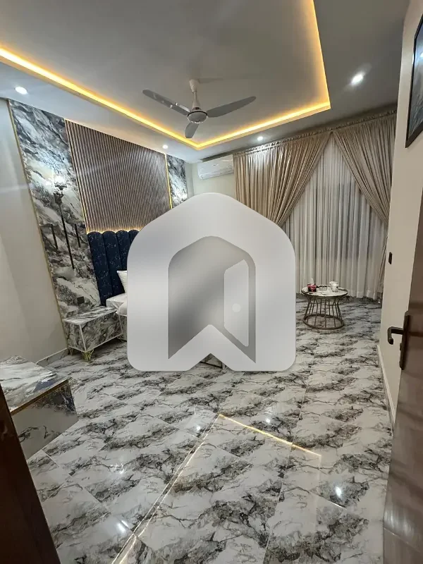 F-10 Triple-Storey House For Rent, photo 14