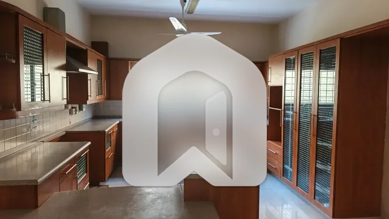 Luxury 700 Sq. Yards House for Rent F-6, Islamabad Exceptional Family Residence in Prime F-6, photo 15