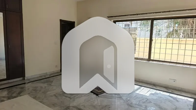 Luxury 700 Sq. Yards House for Rent F-6, Islamabad Exceptional Family Residence in Prime F-6, photo 6