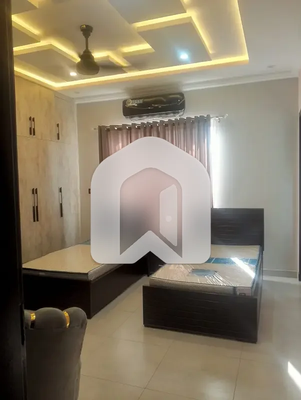 On Rent 10 Marla Fully Furnished, Brand New, 4 Bed House , Emaar DHA, photo 14