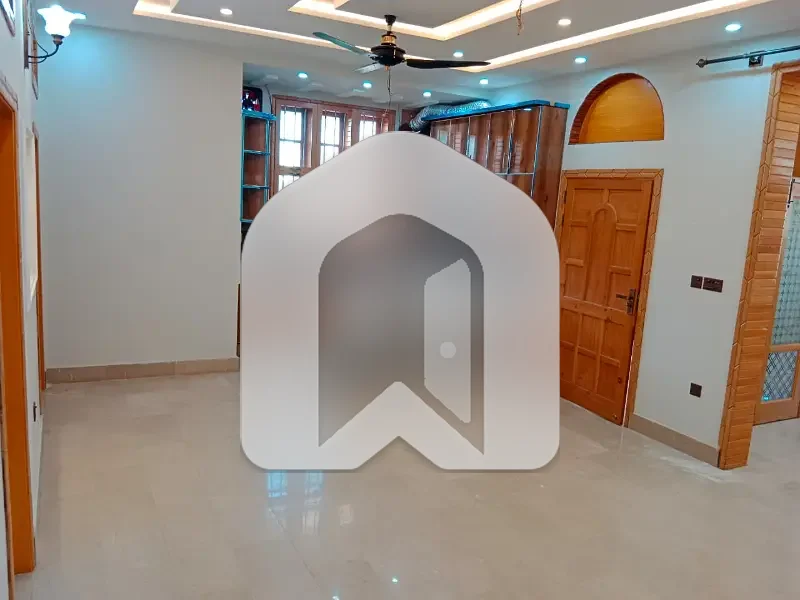 7 Marla Beautiful Upper Portion Available For Rent In G16, photo 7