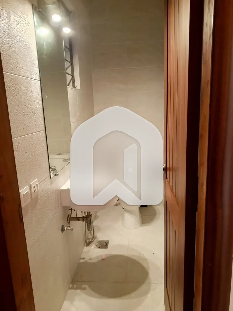 Very Beautiful Neat & Clean Open Basement For Rent., photo 6