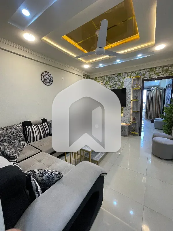 2 Bedroom Non-Furnished Apartment For Rent