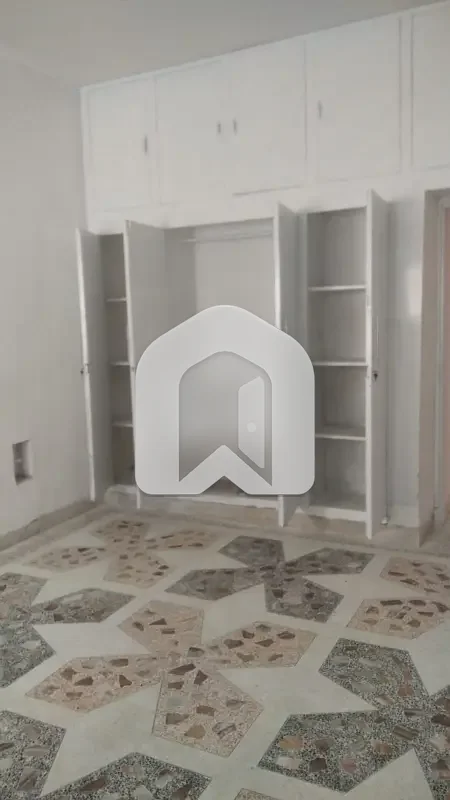 ground portion for rent, photo 5