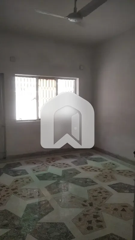 ground portion for rent, photo 3