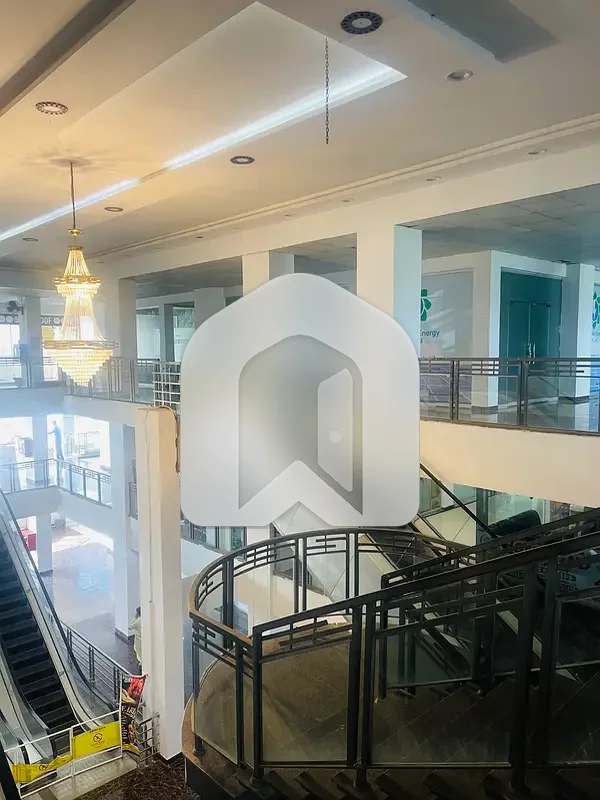 Shop Is Available For Rent In Gulberg, photo 2