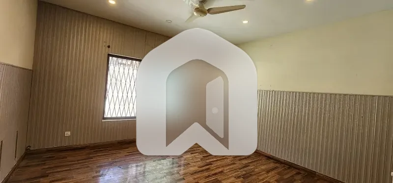 500 Square Yards House Is Available For Rent In F-7/2, photo 3