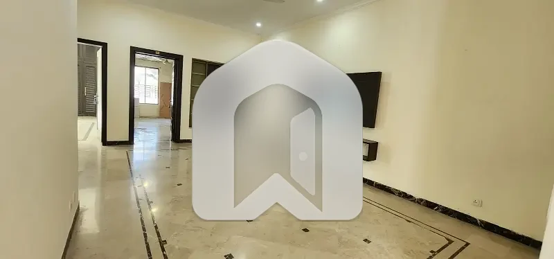 500 Square Yards House Is Available For Rent In F-7/2, photo 11