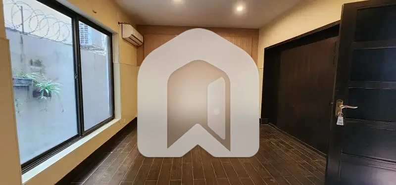500 Square Yards House Is Available For Rent In F-7/2, photo 8