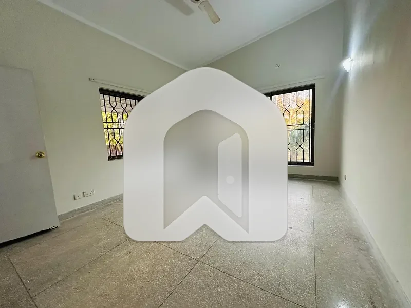F-7 Beautiful House For Rent, photo 15