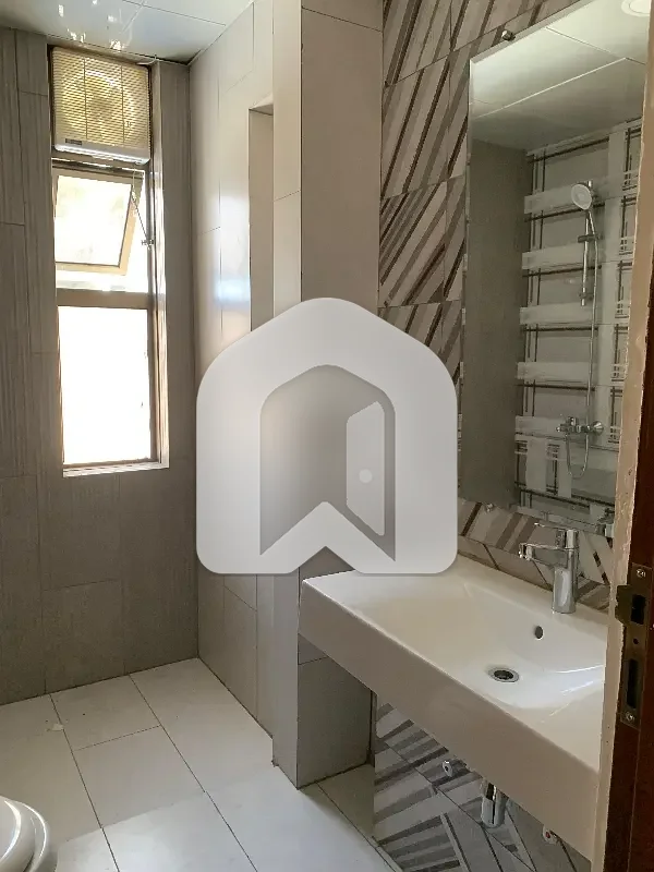 A Spacious 2900 Square Feet Flat In Askari Heights 5, photo 9