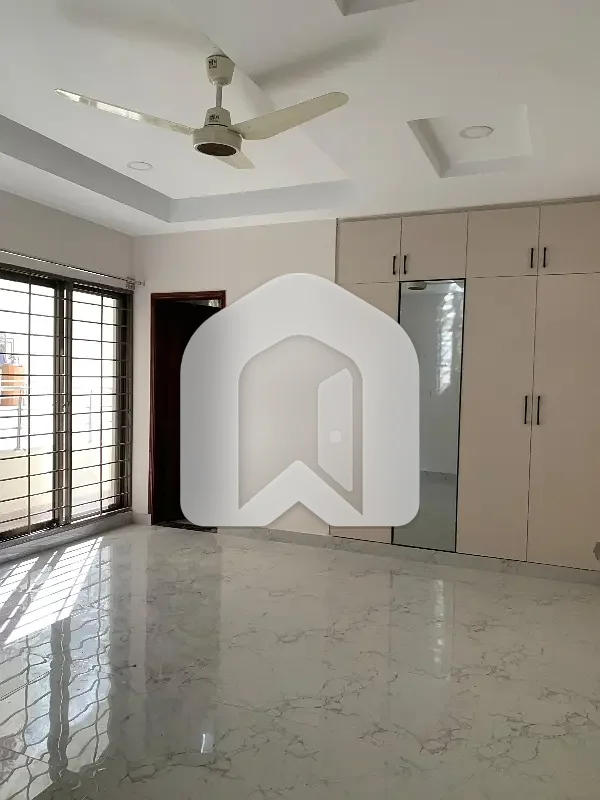 A Spacious 2900 Square Feet Flat In Askari Heights 5, photo 7