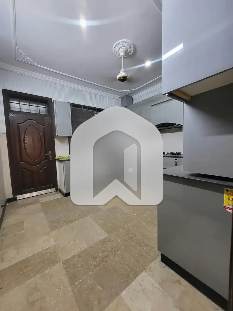 14 Marla Brand New House for Rent in B-17 Multi Gardens Islamabad, photo 7