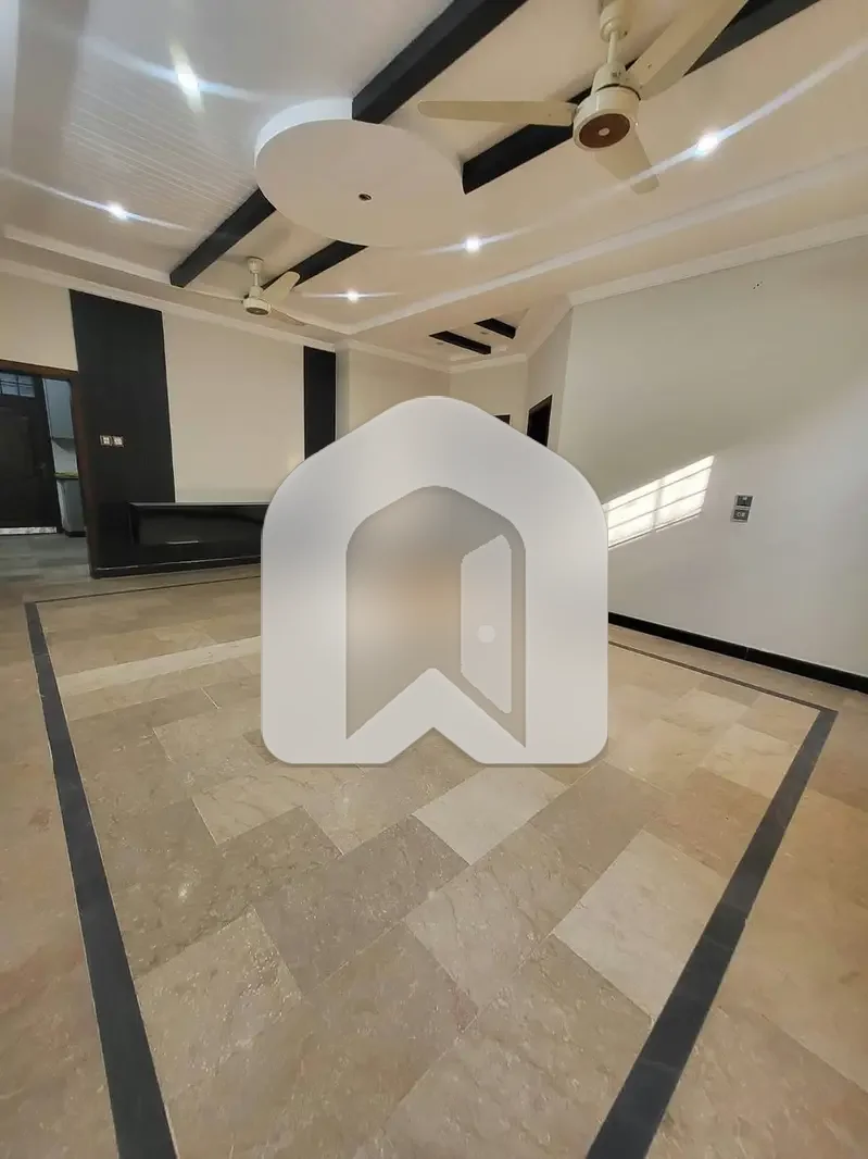 14 Marla Brand New House for Rent in B-17 Multi Gardens Islamabad, photo 8