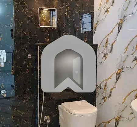 5 Marla Luxury House For Rent In Faisal Town, photo 6