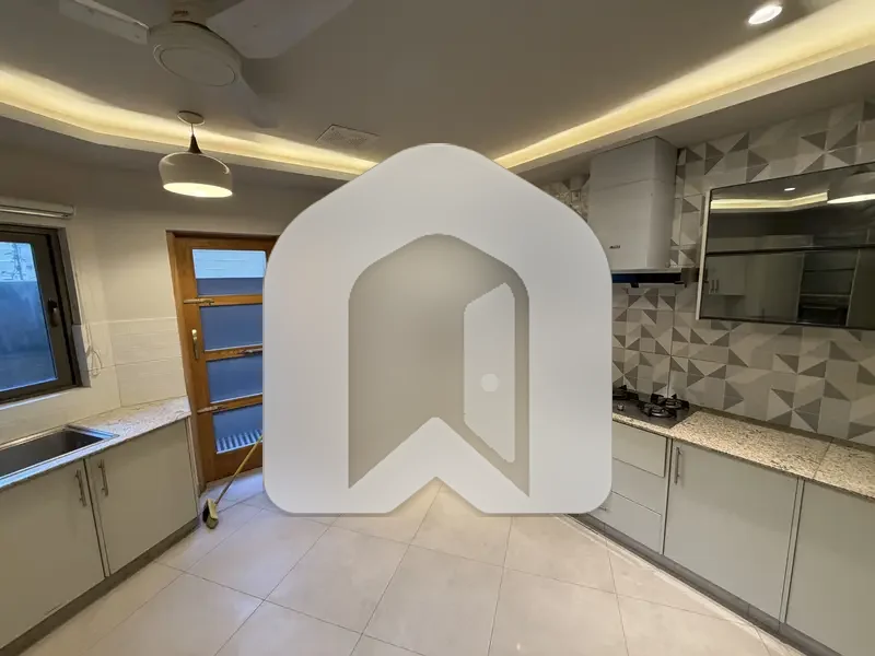 F-7 Beautiful House For Rent  Solar System Installed, photo 6
