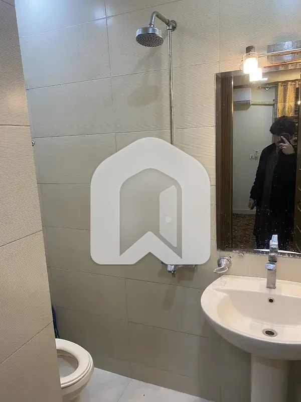 Luxury Apartment For Rent In Faisal Town, photo 10