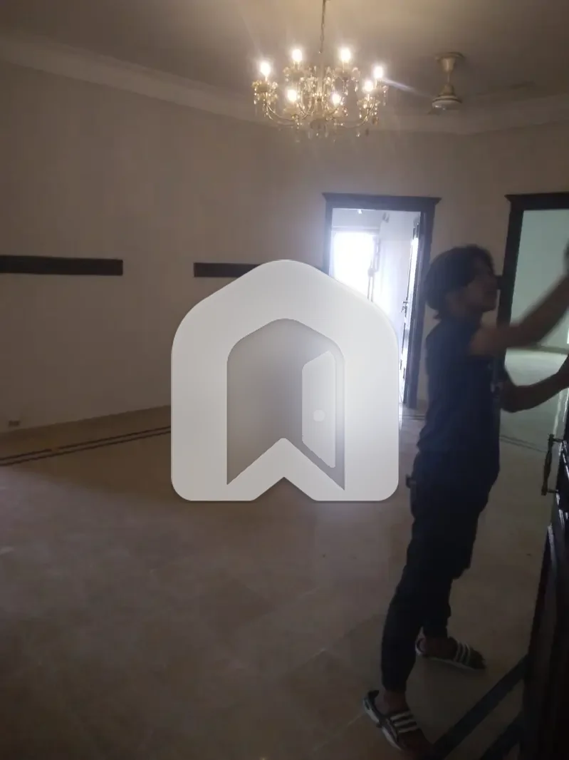Three Bedrooms Flat Available For Rent Al Safa-1, photo 15