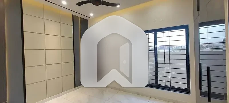 8 Marla Ground Portion Available For Rent In Faisal Town F18, photo 11