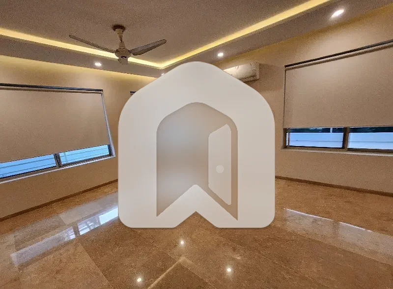 Beautiful Luxurious 7 Bedroom New House, photo 11