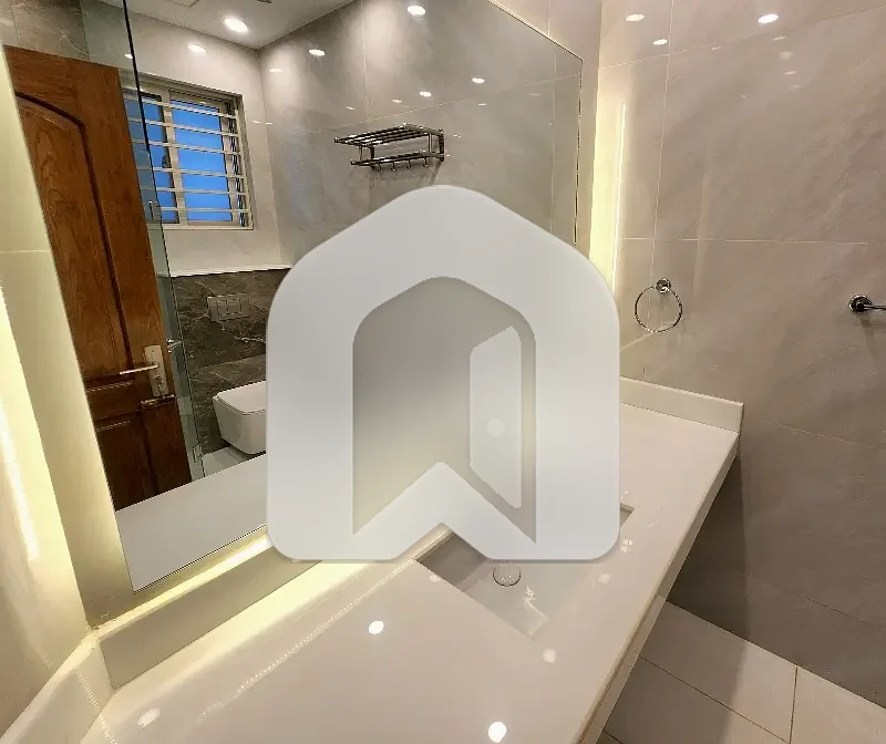 Beautiful Luxurious 7 Bedroom New House, photo 7