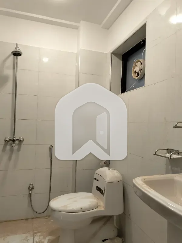 Brand New Unfurnished Apartment Available For Rent In E-11, photo 11