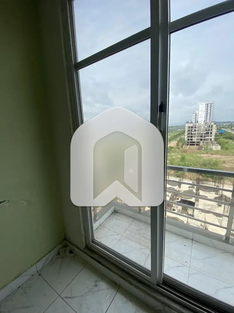 1 BED FULLY FURNISHED APARTMENT AVAILABLE IN DIAMOND MALL FLOOR 4TH GULBERG GREENS ISLAMABAD MORE OPTIONS AVAILABLE, photo 16