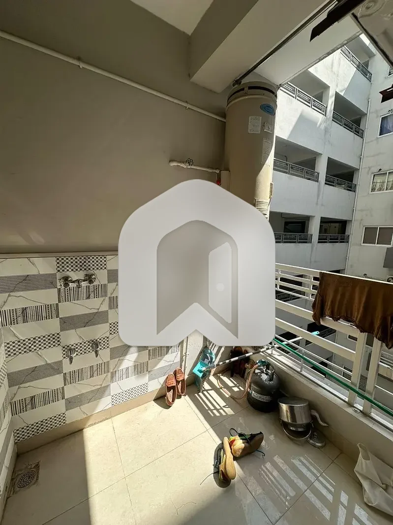 1 BED FULLY FURNISHED APARTMENT AVAILABLE IN DIAMOND MALL FLOOR 4TH GULBERG GREENS ISLAMABAD MORE OPTIONS AVAILABLE, photo 12