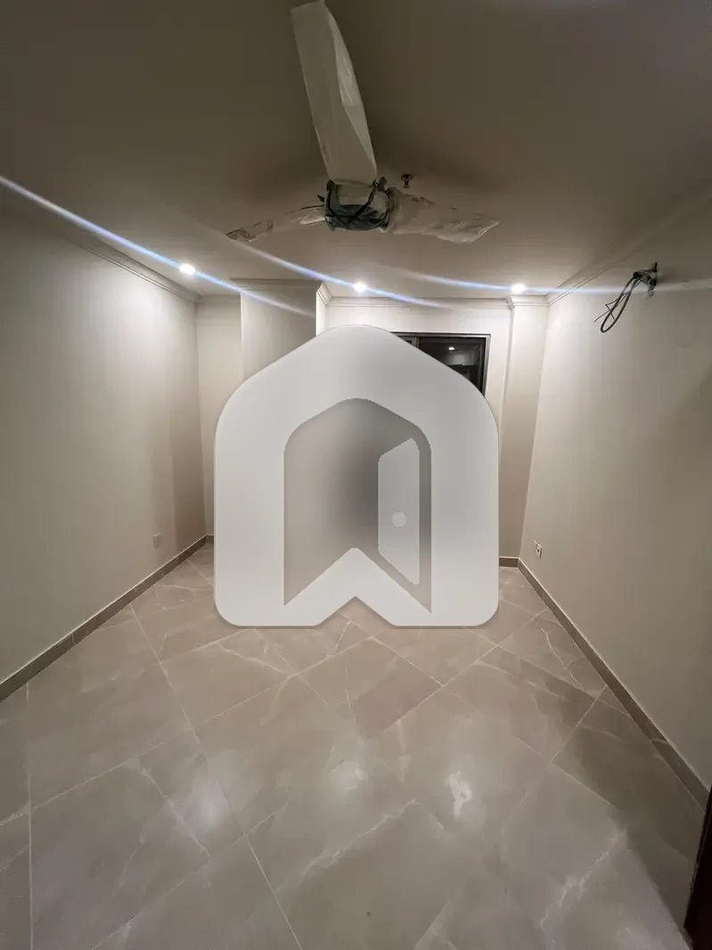 3 BED NON FURNISHED APARTMENT AVAILABLE FOR RENT IN GULBERG GREENS ISLAMABAD MORE OPTIONS AVAILABLE, photo 8