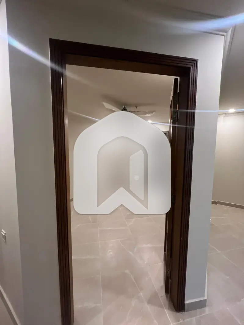 3 BED NON FURNISHED APARTMENT AVAILABLE FOR RENT IN GULBERG GREENS ISLAMABAD MORE OPTIONS AVAILABLE, photo 6