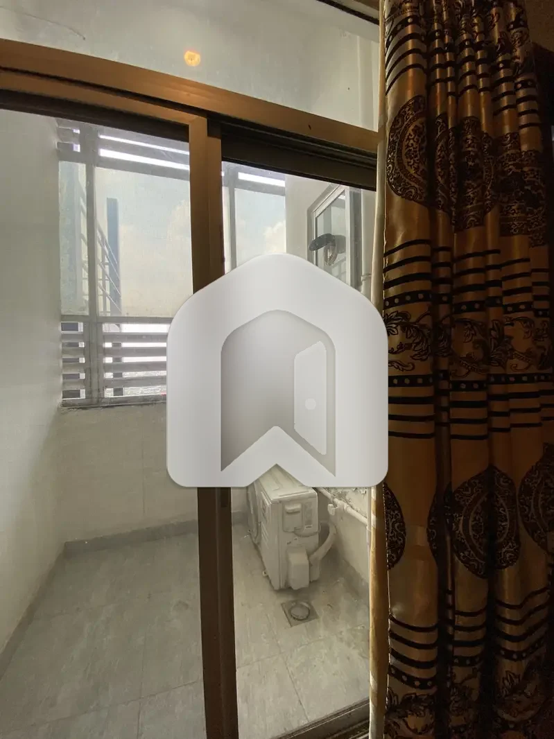 1 BED FURNISHED APARTMENT AVAILABLE FOR RENT IN GULBERG GREENS ISLAMABAD MORE OPTIONS AVAILABLE, photo 9