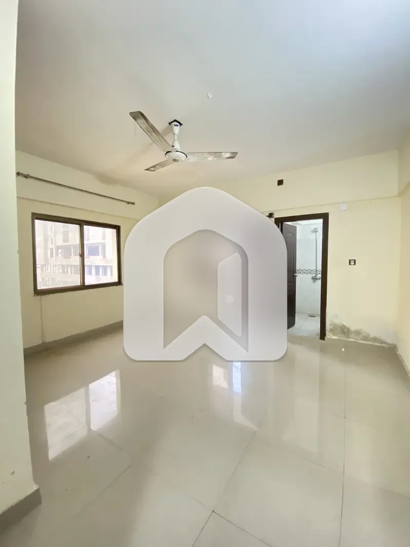 1 BED NON FURNISHED APARTMENT AVAILABLE FOR RENT IN C BLOCK GULBERG GREENS ISLAMABAD MORE OPTIONS AVAILABLE, photo 6