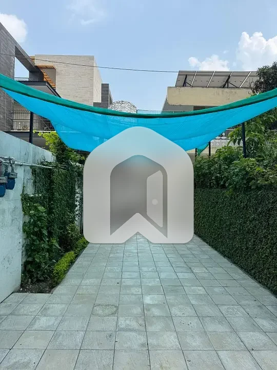 FOR RENT Fully Furnished 3-Beds Upper Portion & Separate Gate F_6/1