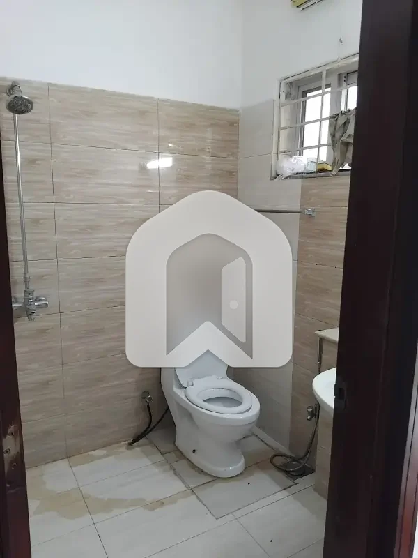 2 Bed Ground Portion For Rent E-11, Islamabad, photo 7