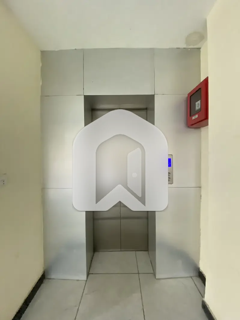 2500 Sq Ft Office For Rent - Business Square, Gulberg Greens - Rs. 213,000 modern office in Business Square, Gulberg Greens. Corporate fit-out, dedicated parking, 24/7 security, high-speed internet. Ideal for IT / corporate setup. Available now., photo 16