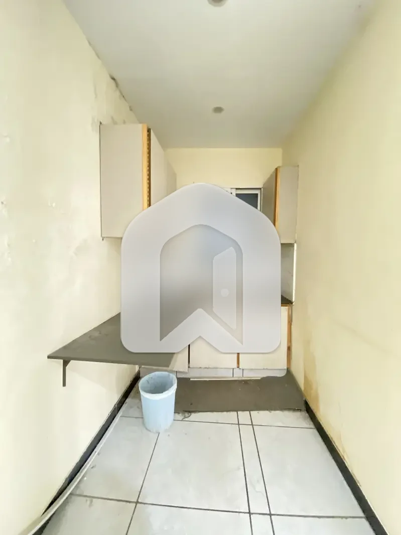 2500 Sq Ft Office For Rent - Business Square, Gulberg Greens - Rs. 213,000 modern office in Business Square, Gulberg Greens. Corporate fit-out, dedicated parking, 24/7 security, high-speed internet. Ideal for IT / corporate setup. Available now., photo 18