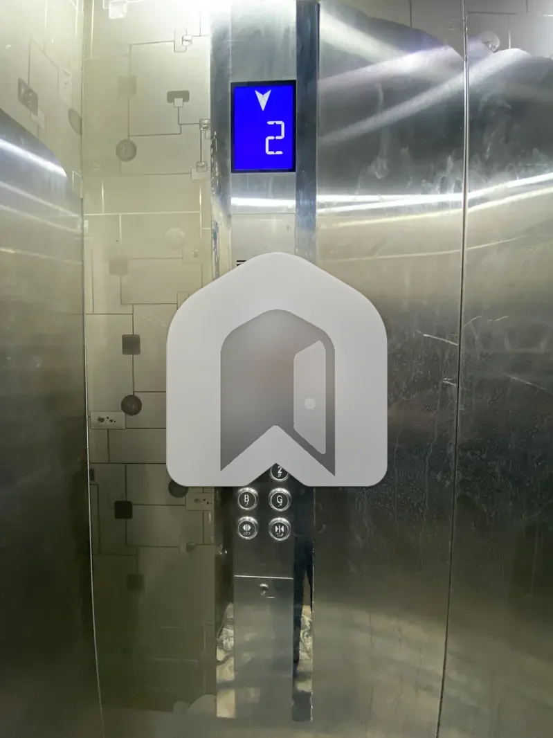 2500 Sq Ft Office For Rent - Business Square, Gulberg Greens - Rs. 213,000 modern office in Business Square, Gulberg Greens. Corporate fit-out, dedicated parking, 24/7 security, high-speed internet. Ideal for IT / corporate setup. Available now., photo 24