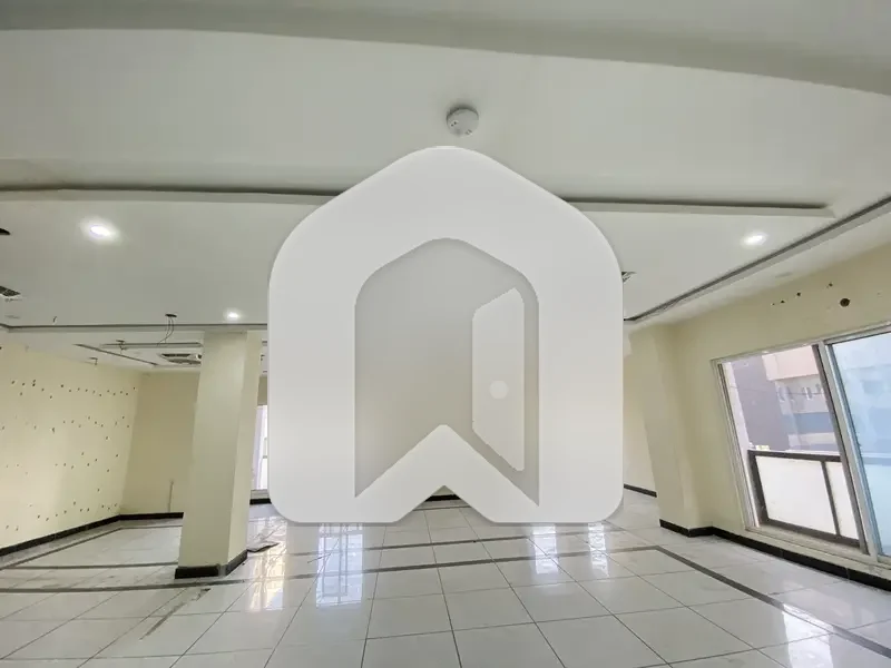 2500 Sq Ft Office For Rent - Business Square, Gulberg Greens - Rs. 213,000 modern office in Business Square, Gulberg Greens. Corporate fit-out, dedicated parking, 24/7 security, high-speed internet. Ideal for IT / corporate setup. Available now., photo 20