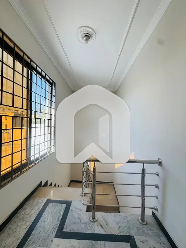 14 Marla Double Storey Double Prime Location House for Rent in Multi Gardens B-17 Islamabad Block B, photo 15