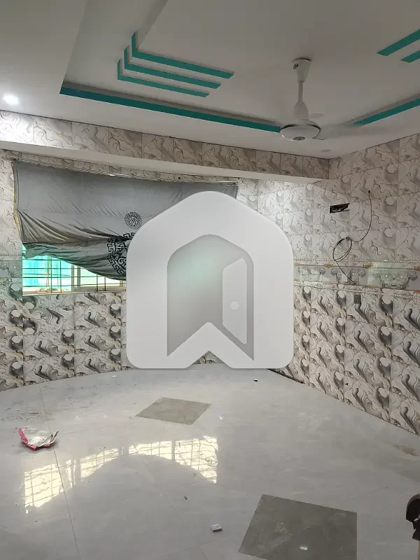 G-11/3 Beautiful Flat For Rent 3 Bedroom With Attached Washroom Sarvent Quater, photo 6
