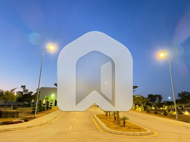 Fully Fitted Luxury Studio | Eighteen Islamabad | Kashmir Highway | Near Airport, photo 6