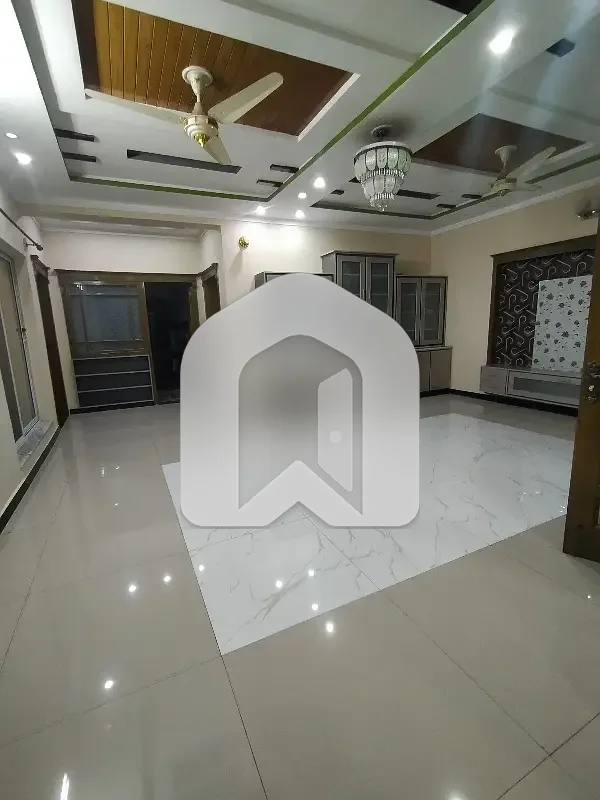 30x60 Tile Flooring Full House Available For Rent In G-13 Islamabad, photo 6