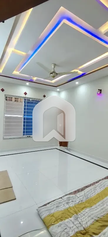 40x80 Full House Available For Rent In G 13