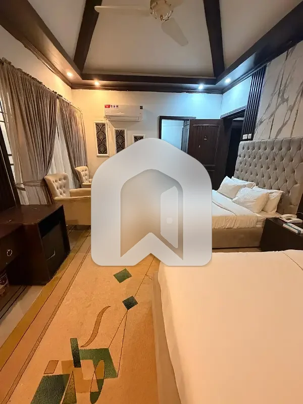 30+ BEDROOMS HOUSE AVAILABLE FOR RENT IN F-8, photo 9