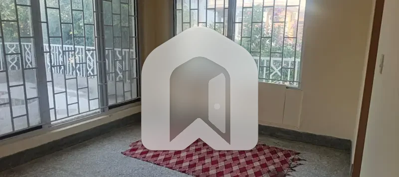 Spacious 14 Marla Upper Portion For Rent In I-8/3