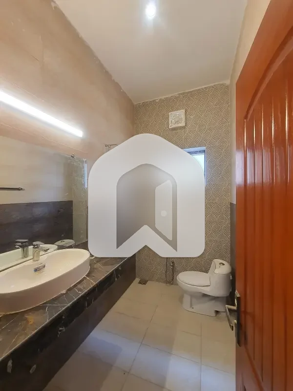 A Beautiful Maintained Upper Portion Available For Rent In D-12 Sector Islamabad, photo 6