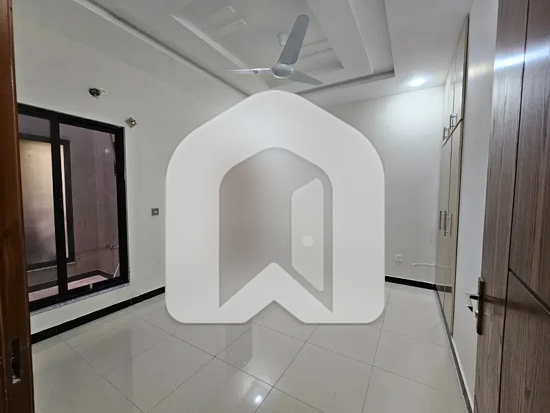 1 Kanal Upper Portion Available For Rent G15 Islamabad, photo 7