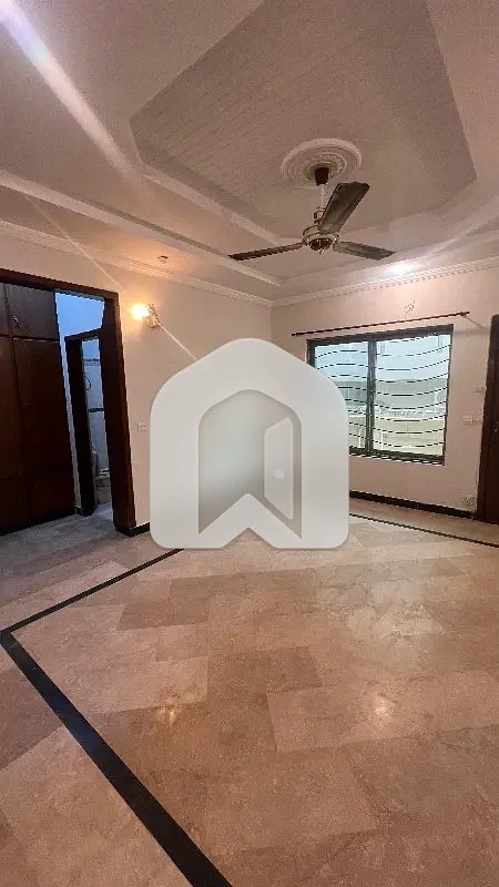 40x80 Upper Portion Available For Rent In G-13 Islamabad, photo 7